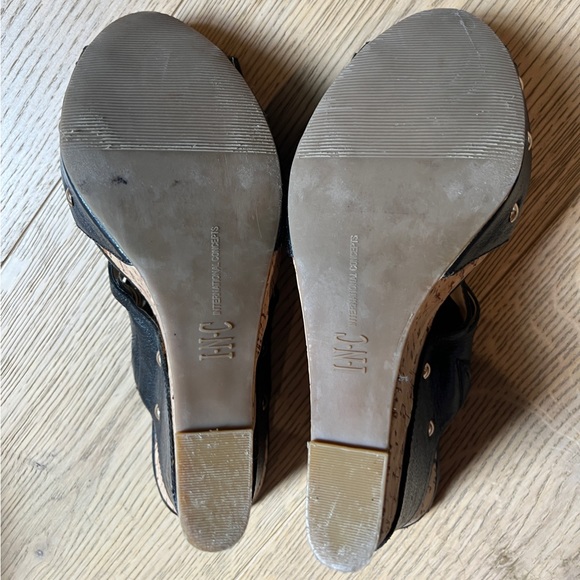 INC black wedge size 9.5 with wicker bottom and gold hardware - Picture 4 of 5